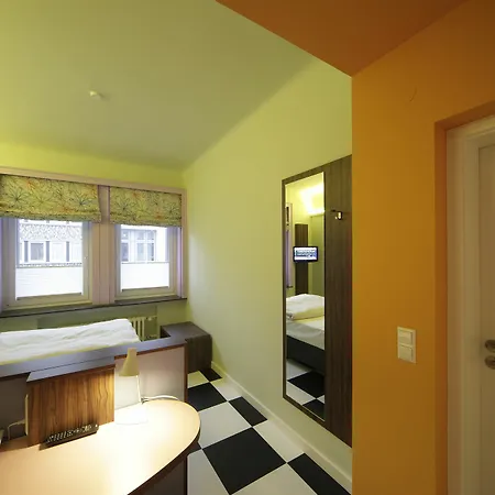 Cityhotel Thueringer Hof Design - Self Check-in 3*