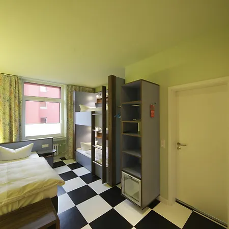 Cityhotel Thueringer Hof Design - Self Check-in 3*