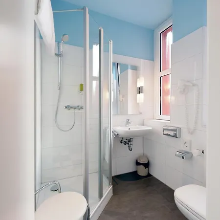 Cityhotel Thueringer Hof Design - Self Check-in فندق 3*