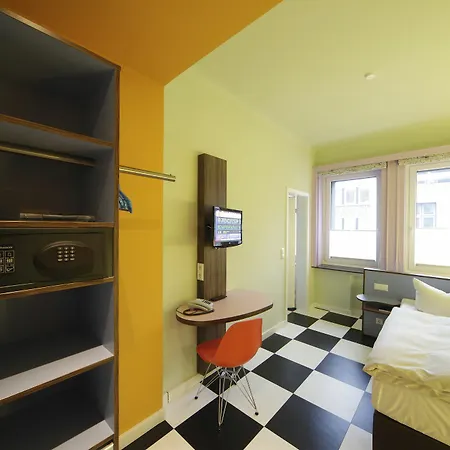 Cityhotel Thueringer Hof Design - Self Check-in 3*