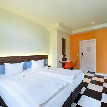 מלון Cityhotel Thueringer Hof Design - Self Check-in 3*